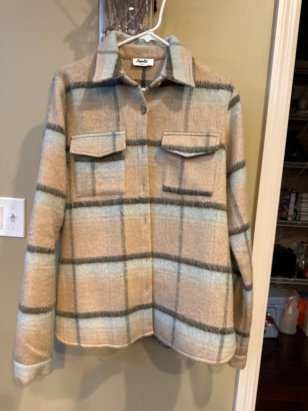 Amalli Talli Women’s Small Button Plaid Tan and Black/Mint Shacket